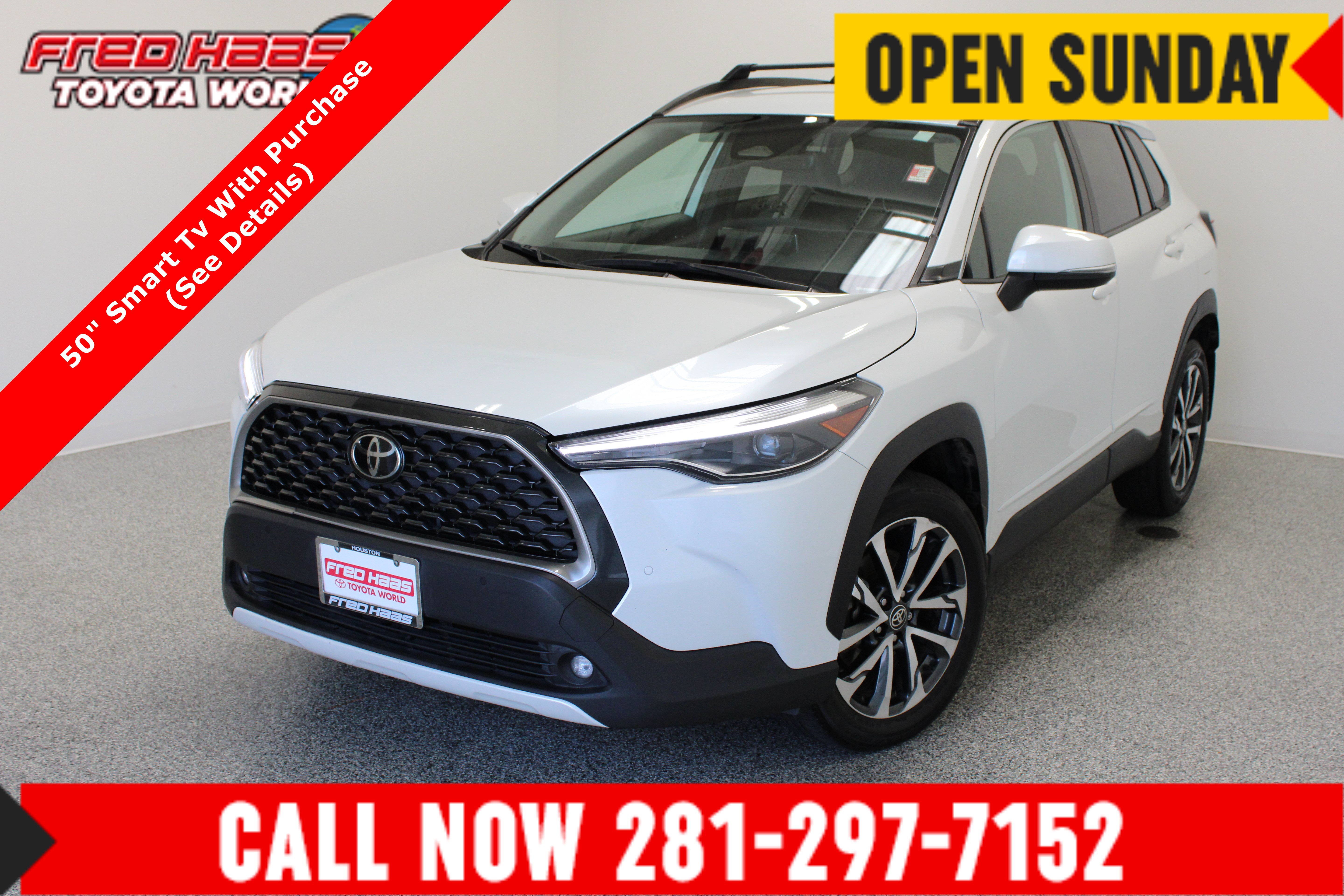 Used 2023 Toyota Corolla Cross XLE FWD image 1