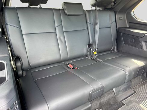 Used 2023 Toyota Sequoia Platinum AWD/4WD image 23