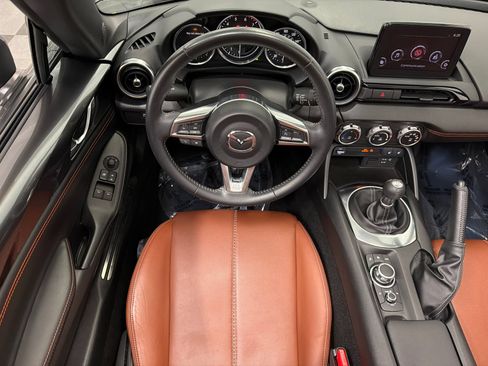 Used 2022 MAZDA MX-5 Miata RF Grand Touring w/ Weather Package RWD image 20