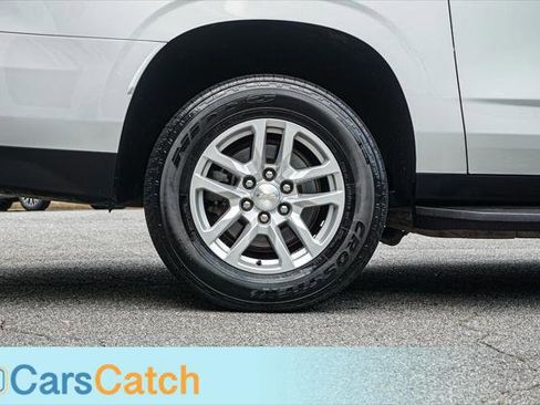 Used 2021 Chevrolet Suburban LT image 15
