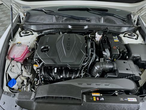 Used 2025 Hyundai Sonata SEL FWD image 32