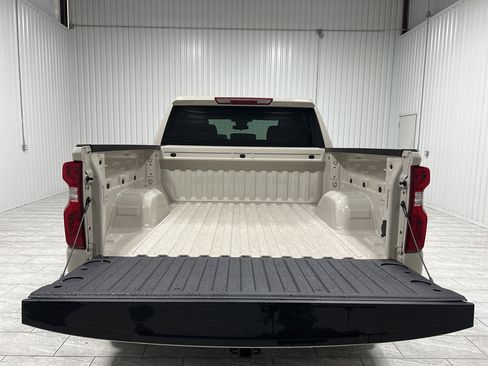 New 2026 Chevrolet Silverado 1500 Custom w/ LPO, Dark Essentials Package image 24