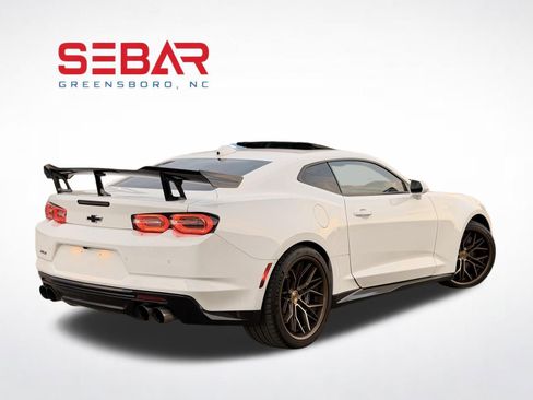 Used 2022 Chevrolet Camaro ZL1 RWD image 7