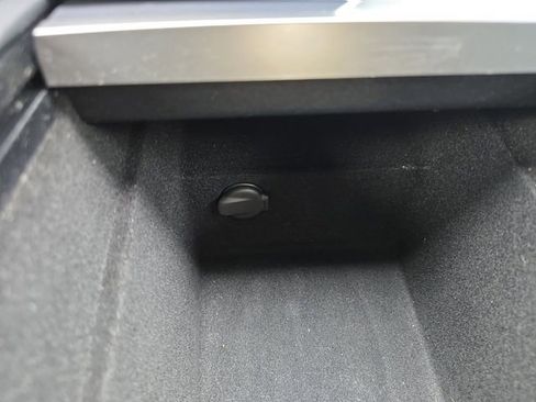Used 2024 Tesla Model 3 Standard Range RWD image 6