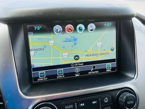 Used 2020 Chevrolet Suburban LT image 27