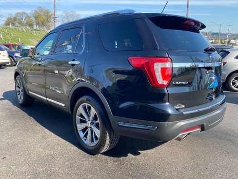 Used 2018 Ford Explorer Limited image 5