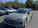 Used 2023 Hyundai Sonata SE image 2