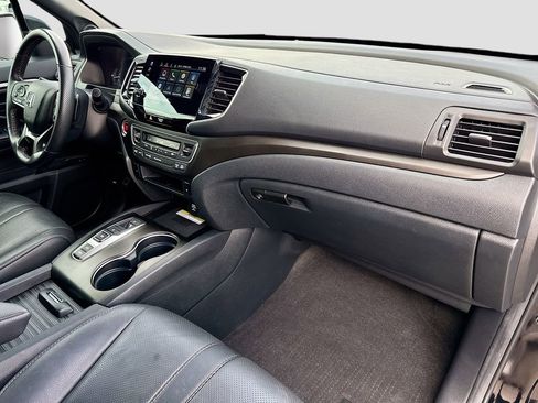 Used 2023 Honda Passport TrailSport image 38