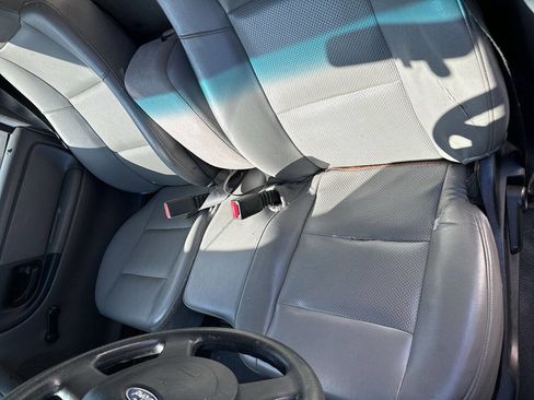 Used 2004 Ford Ranger XL image 6