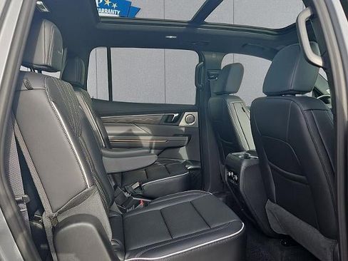 New 2026 Buick Enclave Avenir w/ Super Cruise Package image 16