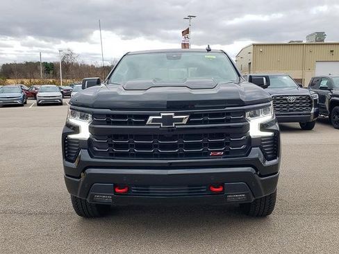 Used 2025 Chevrolet Silverado 1500 LT Trail Boss w/ LT Trail Boss Premium Package image 2