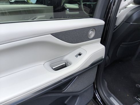 New 2026 Lincoln Navigator Reserve image 21