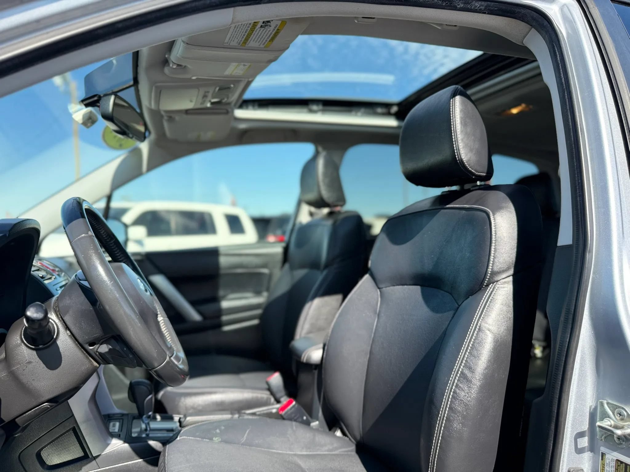 Used 2014 Subaru Forester 2.5i Limited AWD/4WD image 12