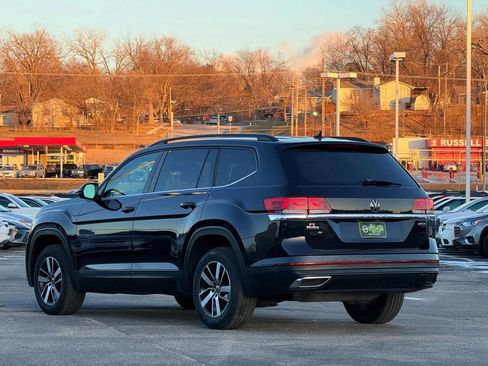 Used 2021 Volkswagen Atlas SE AWD/4WD image 2