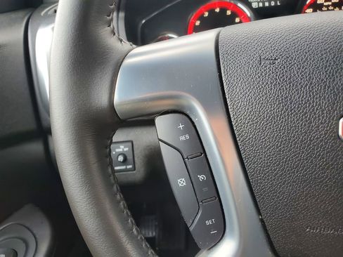 Used 2016 GMC Acadia SL image 18