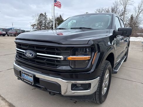 Used 2024 Ford F150 XLT image 2