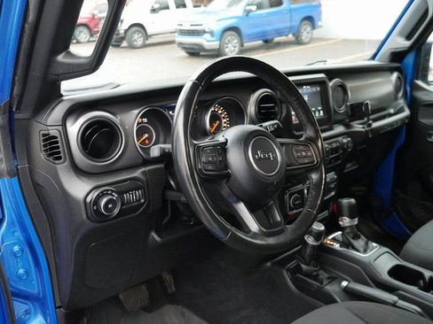 Used 2022 Jeep Wrangler Unlimited Sport image 10