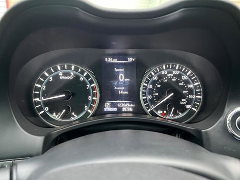 Used 2018 INFINITI Q50 Luxe image 32