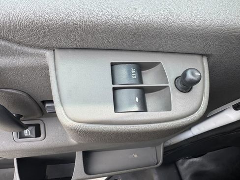 Used 2023 Chevrolet Express 2500 w/ Driver Convenience Package image 16