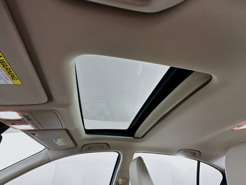 Used 2017 Honda Accord Touring image 26