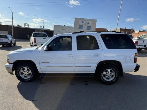 Used 2001 Chevrolet Tahoe LT w/ LT Preferred Equipment Group image 8