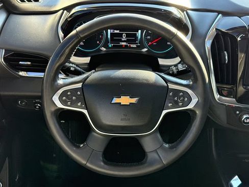 Used 2019 Chevrolet Traverse Premier w/ Driver Confidence II Package FWD image 15