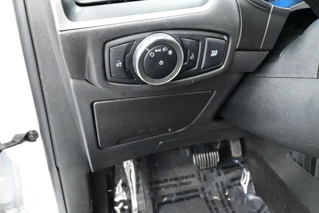 Used 2024 Ford Edge SEL AWD/4WD image 29