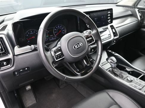 Used 2021 Kia Sorento S FWD image 21