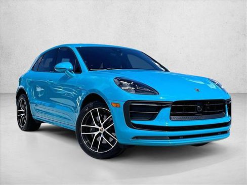 Used 2023 Porsche Macan AWD/4WD image 12