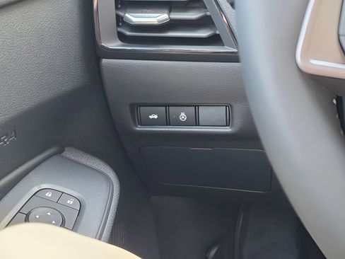 New 2026 Nissan Sentra SV image 19