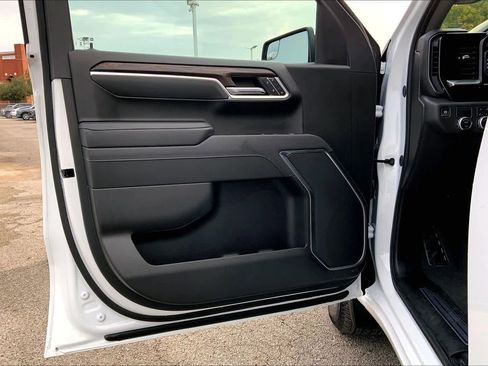 Used 2025 GMC Sierra 1500 SLT image 21