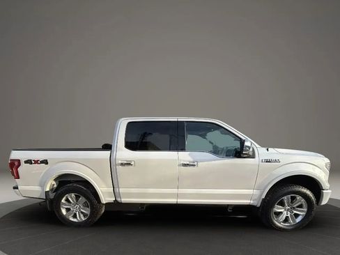 Used 2016 Ford F150 Platinum w/ Equipment Group 701A Luxury image 4