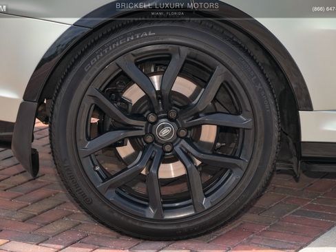 Used 2020 Land Rover Range Rover Sport SVR AWD/4WD image 42