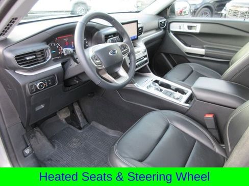 Certified 2024 Ford Explorer XLT w/ Equipment Group 202A AWD/4WD image 2
