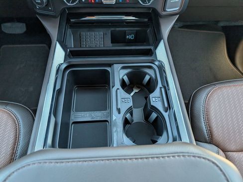 New 2026 Ford F250 King Ranch w/ FX4 Off-Road Package image 17