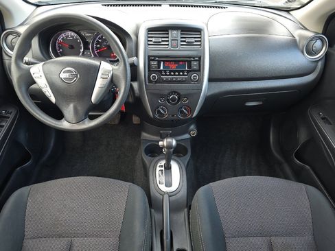 Used 2017 Nissan Versa SV image 13