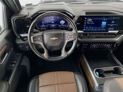 Certified 2024 Chevrolet Silverado 3500 High Country w/ Technology Package image 25