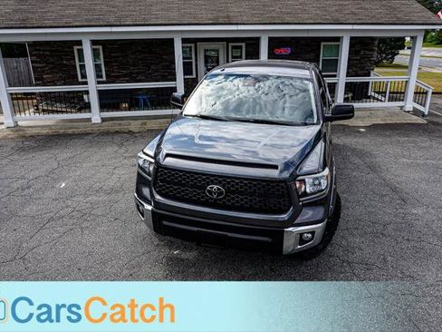 Used 2019 Toyota Tundra SR5 w/ SR5 Upgrade Package AWD/4WD image 3