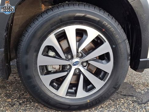 Used 2023 Subaru Outback Premium image 8