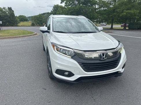 Used 2022 Honda HR-V EX image 3