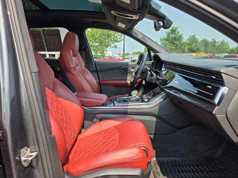 Used 2023 Audi SQ7 Prestige AWD/4WD image 13