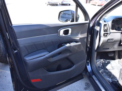 Used 2022 Kia Sorento SX w/ Panoramic Sunroof Package image 25
