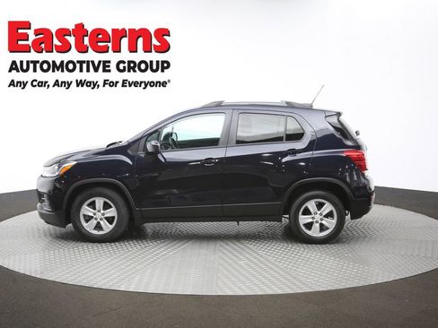 Used 2021 Chevrolet Trax LT w/ Driver Confidence Package image 58