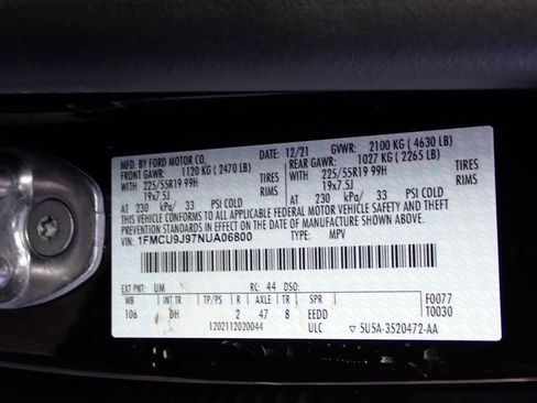 Used 2022 Ford Escape Titanium w/ Titanium Elite Package AWD/4WD image 43