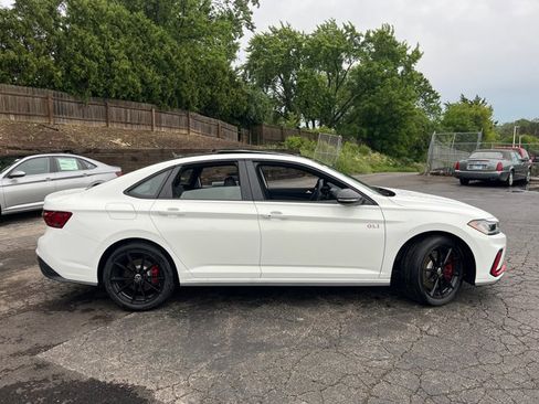 New 2025 Volkswagen Jetta GLI Autobahn image 5