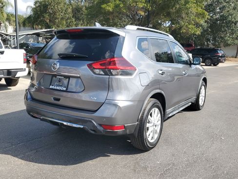 Used 2019 Nissan Rogue SV image 7