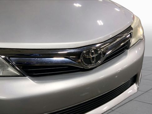 Used 2014 Toyota Camry LE FWD image 30