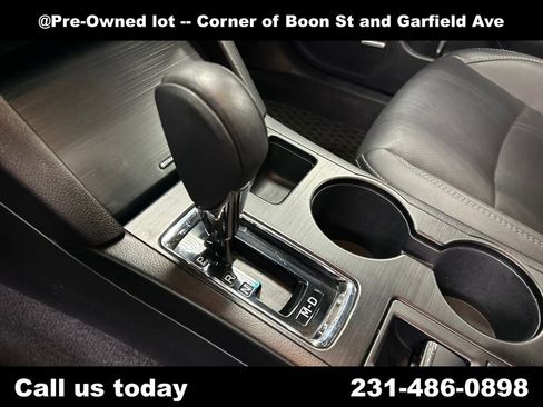 Used 2018 Subaru Outback 2.5i Limited AWD/4WD image 25