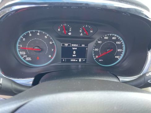Used 2023 Chevrolet Traverse LS w/ Safety Package FWD image 2