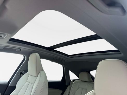 Certified 2025 Audi Q5 Premium Plus AWD/4WD image 22